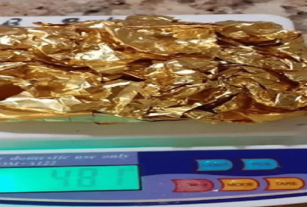 Dubai lady passanger arrested for smuggling gold in form of foil and hidden in chocolate box