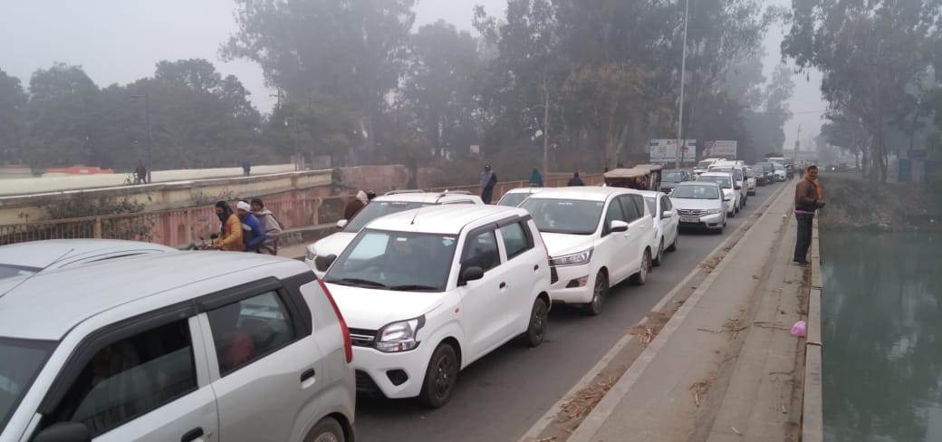 Vehicles stuck in Gangahar track