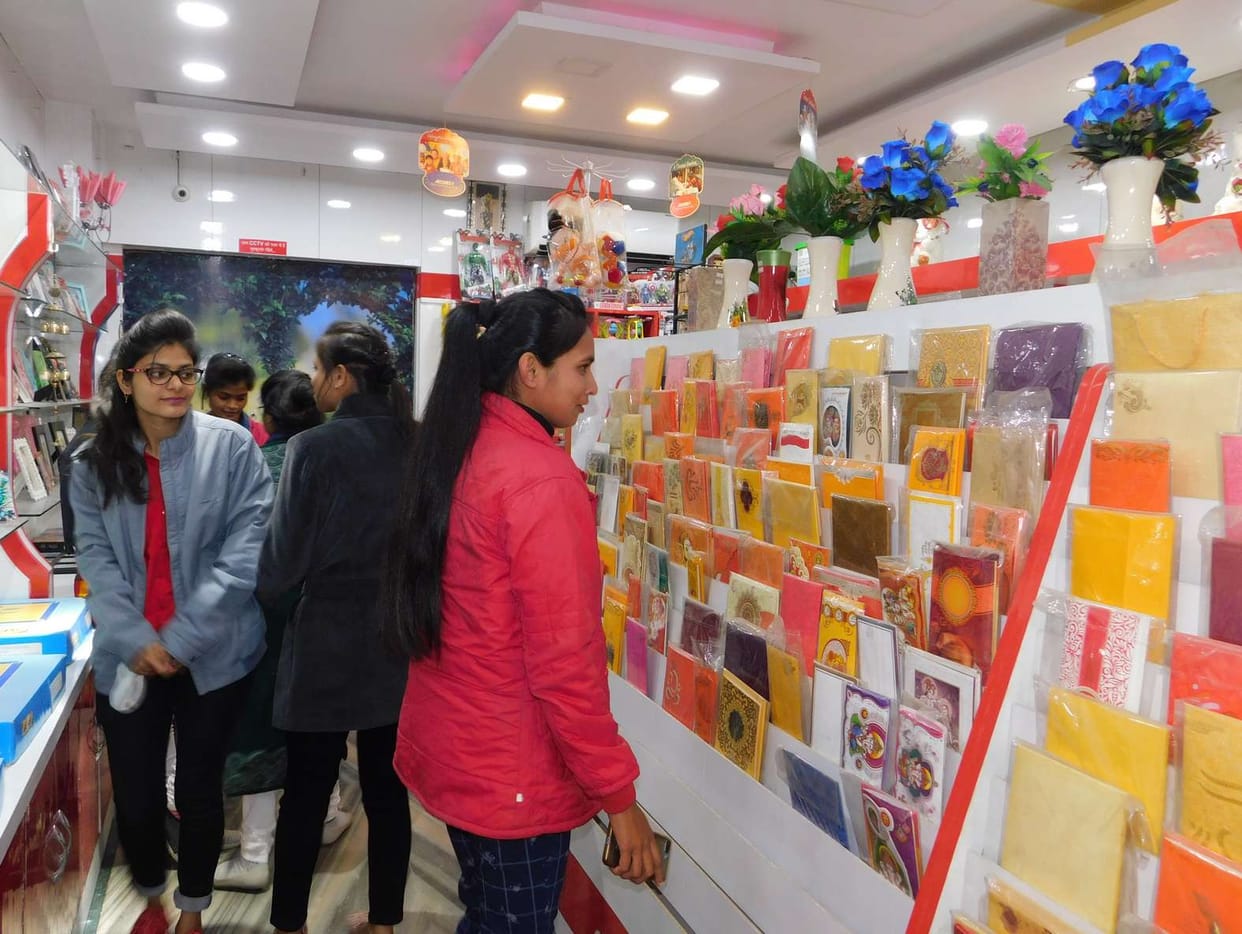 Youth immersed in late night in celebration of New Year's reception