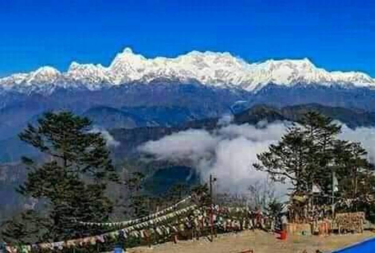 Massive fire in Pathibhara forest at Nepal