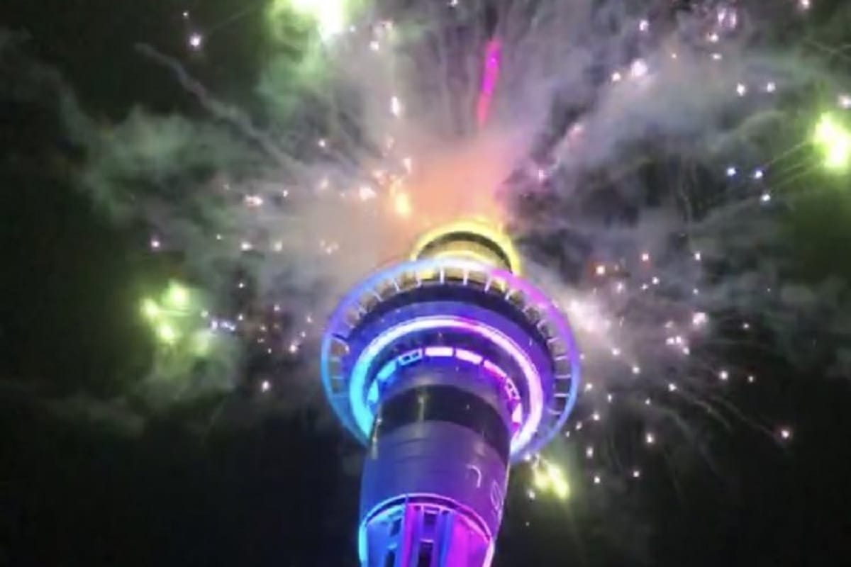 New Year 2021 Celebrations begins around the world with New Zealand rings