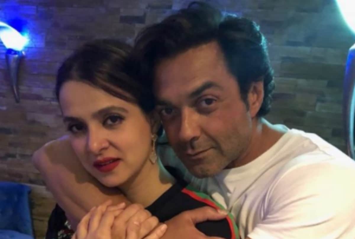 Bobby deol wife Tanya deol know about her