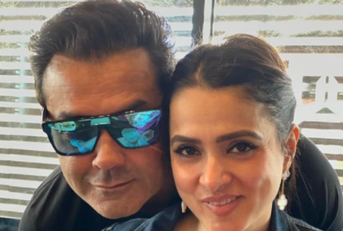 Bobby deol wife Tanya deol know about her