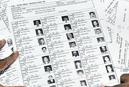 18 year old youth can get their names added to the voter list