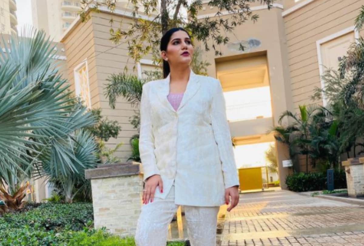 Sapna choudhary shares her western look photo on new year 2021