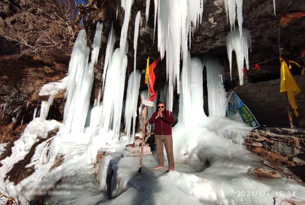 New Year 2021: Snow Shivling of Baba barfani in niti valley Near China border first photo of this year