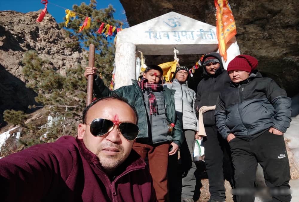 New Year 2021: Snow Shivling of Baba barfani in niti valley Near China border first photo of this year