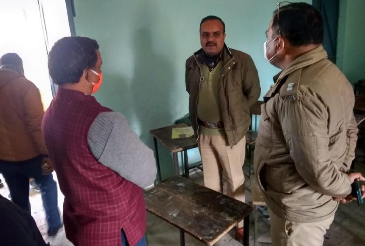 Bulandshahr class 10 student killed in class accused student dont want to kill classmate tarjan but his teacher know reason