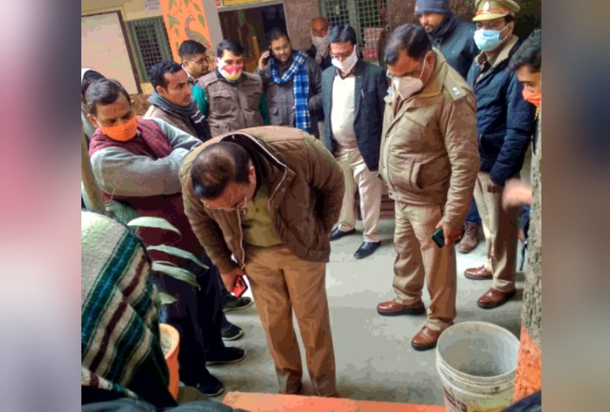 Bulandshahr class 10 student killed in class accused student dont want to kill classmate tarjan but his teacher know reason