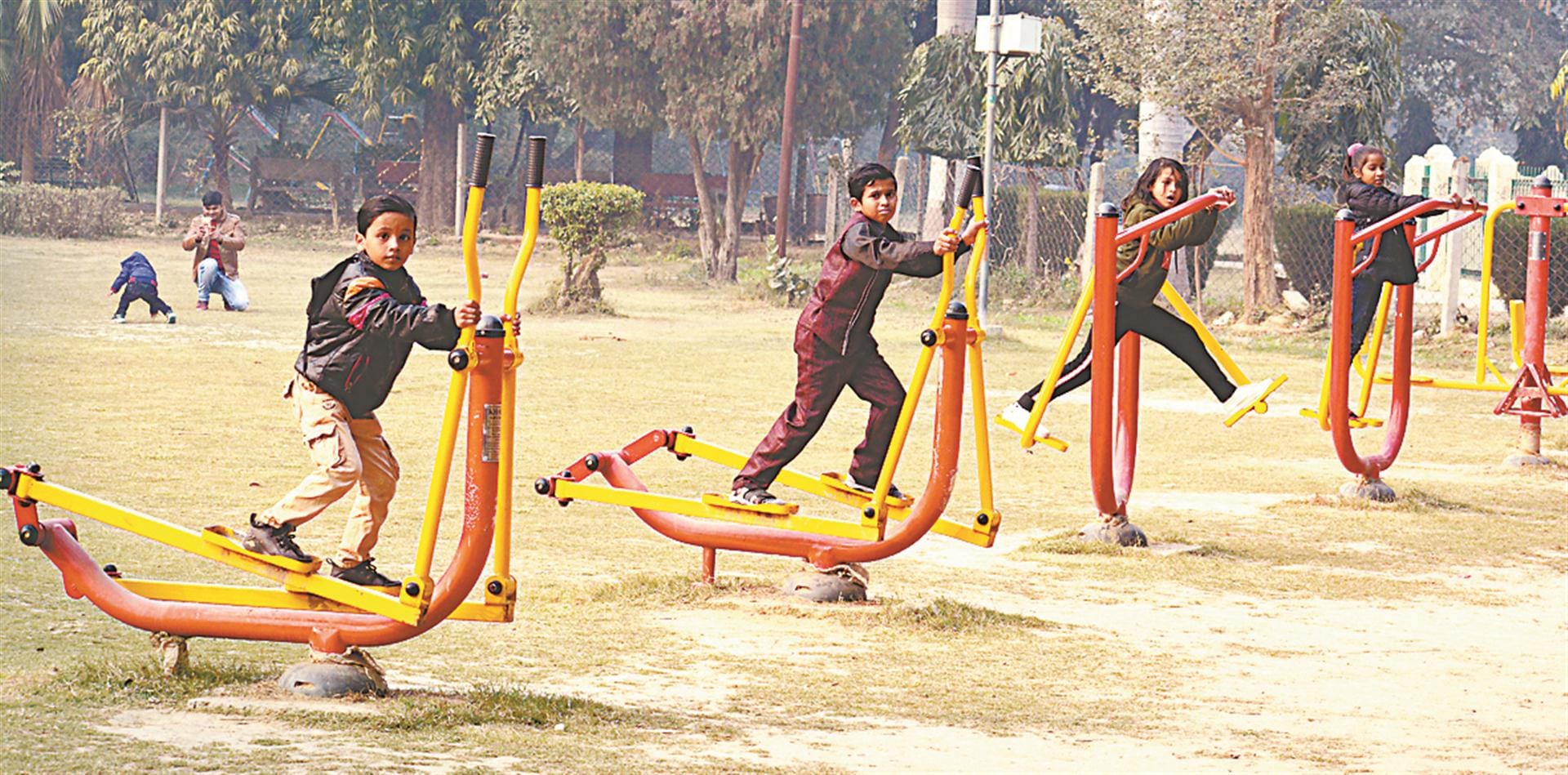 Health Tips: These 5 Symptoms of Child Weakness Know Tips To Take Care