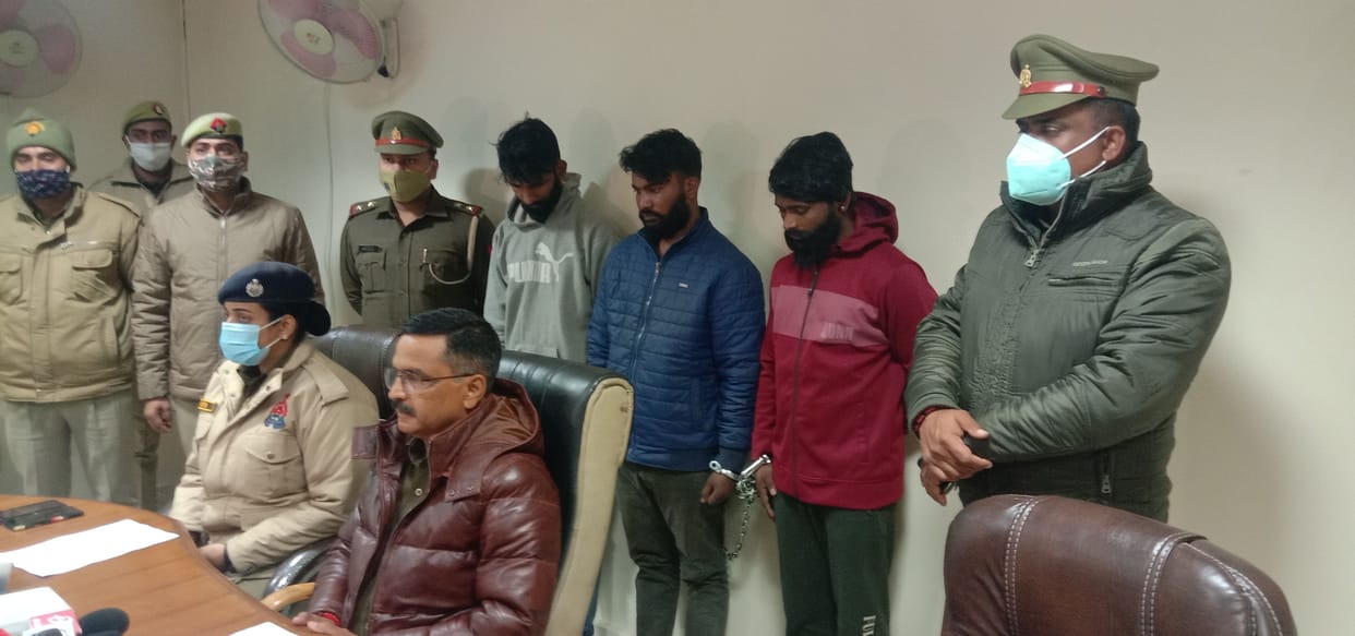 3 miscreants arrested for stealing car to break glass from slingshot