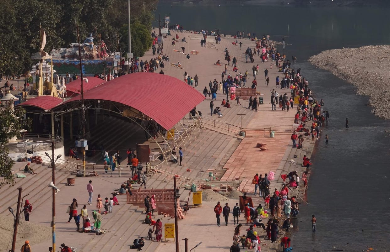 Ganga ghat guljar on new year