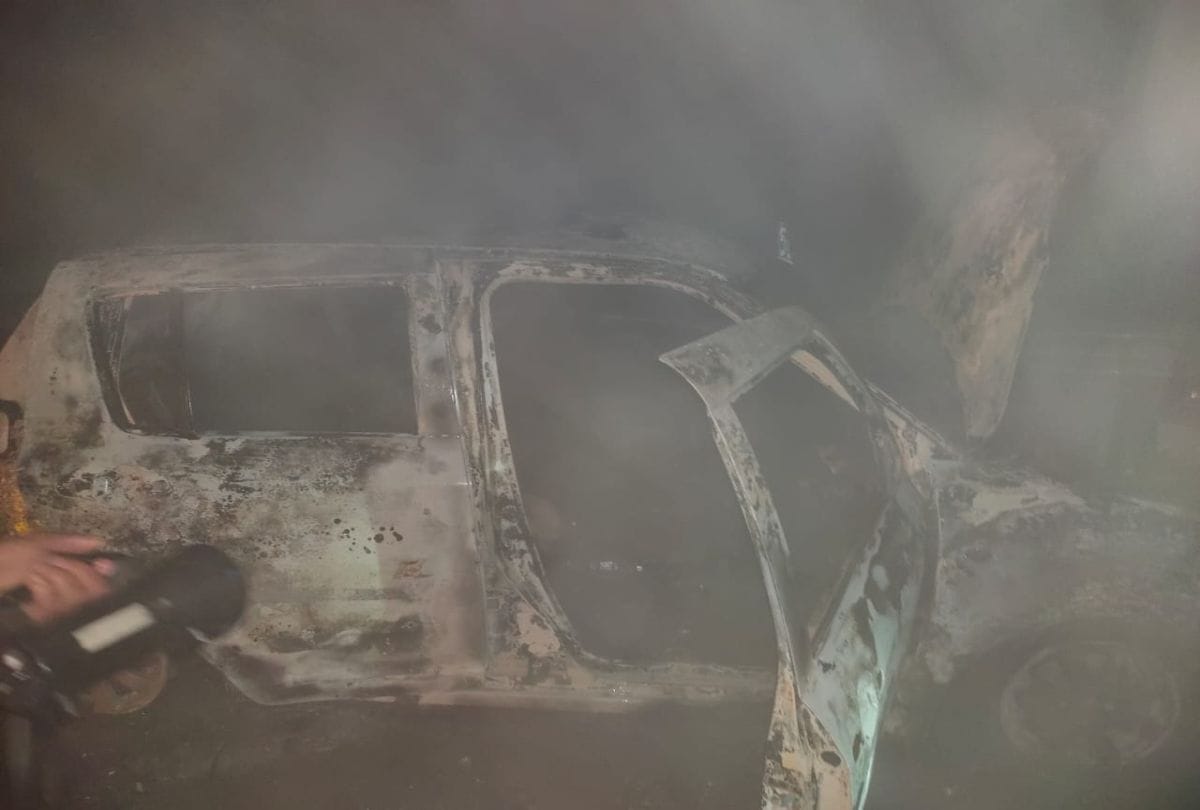 Bengal Assembly Election 2021Election Commission vehicle set on fire in west bengal