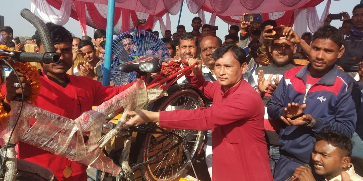 Sunil won the 16 hundred meter race competition