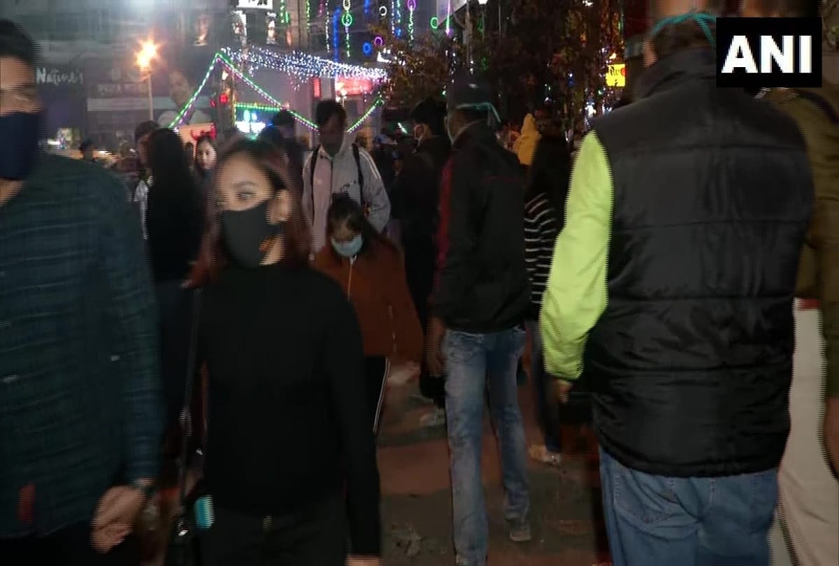 People are celebrating new year 2021 and see pictures