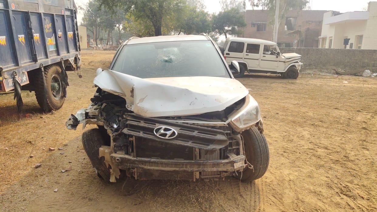 creta collided with police car, 6 soldier injured