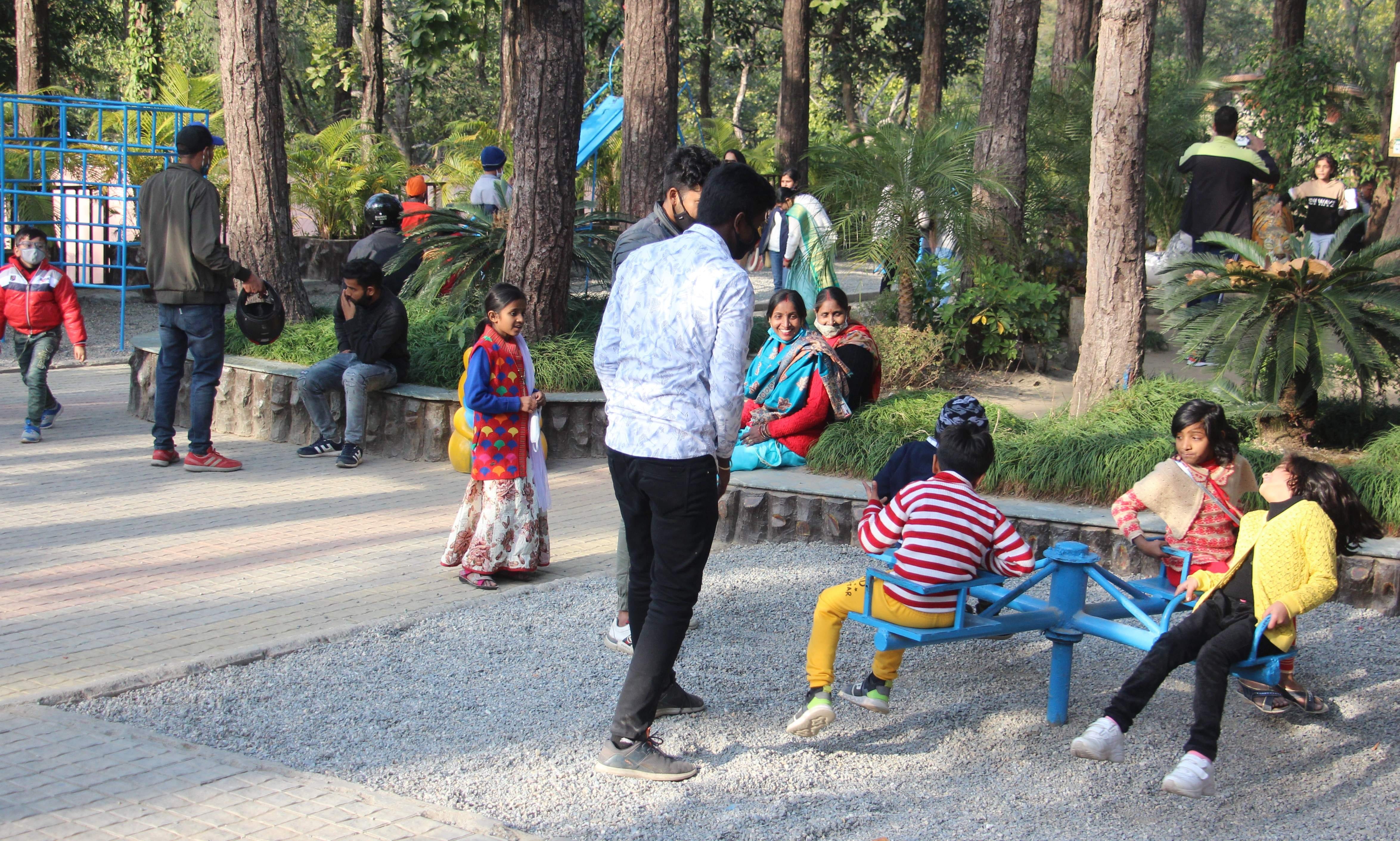 New Year 2021: Record Tourist Crowd in Dehradun Zoo photos