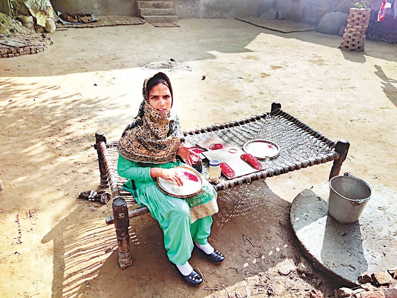 Earned cash in bangles sitting at home