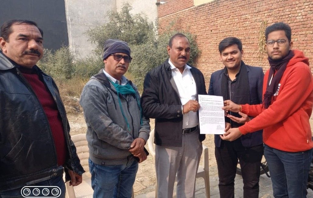 Hathras: The national flag will take the form of a plant if applied in soil after use
