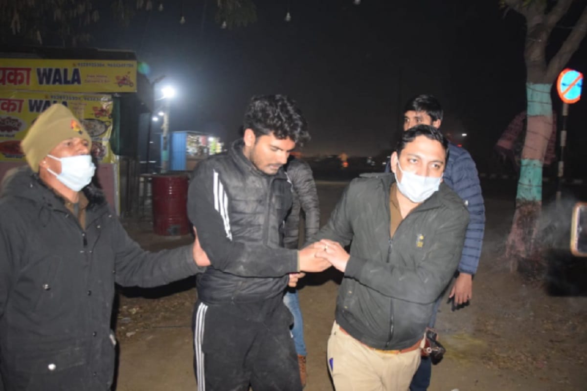Uproar in New Year celebrations, police shunned