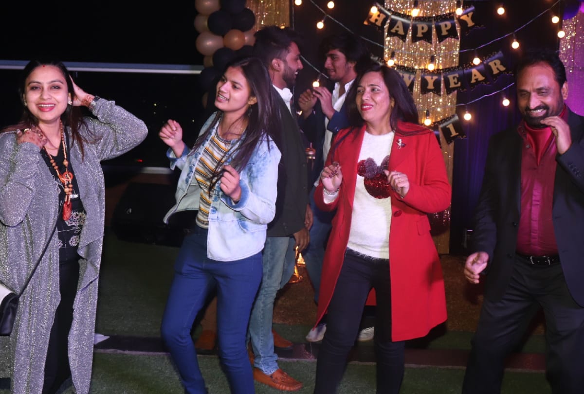 New Year 2022 celebration alert in gorakhpur