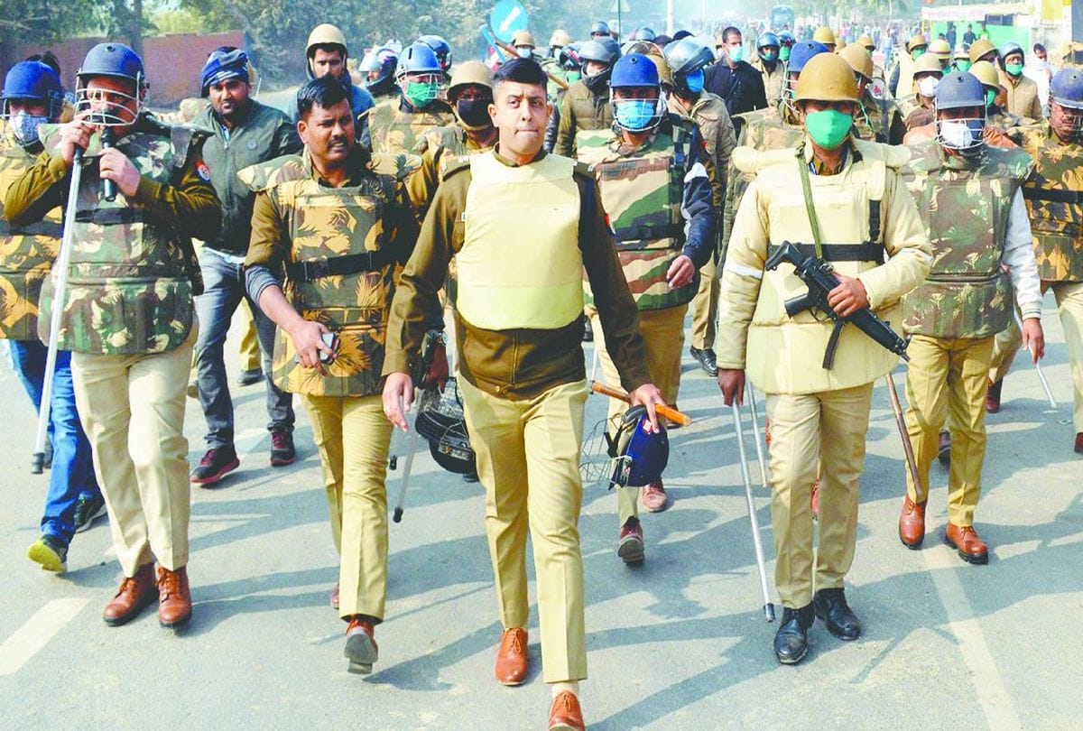 Clash In Agra Tora Police Chocki Inside Story