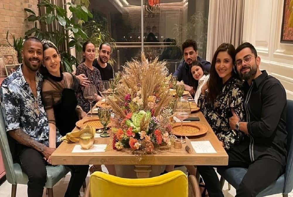 Virat Kohli taking care of her wife Anushka Sharma Enjoying Breakfast At Their Residence