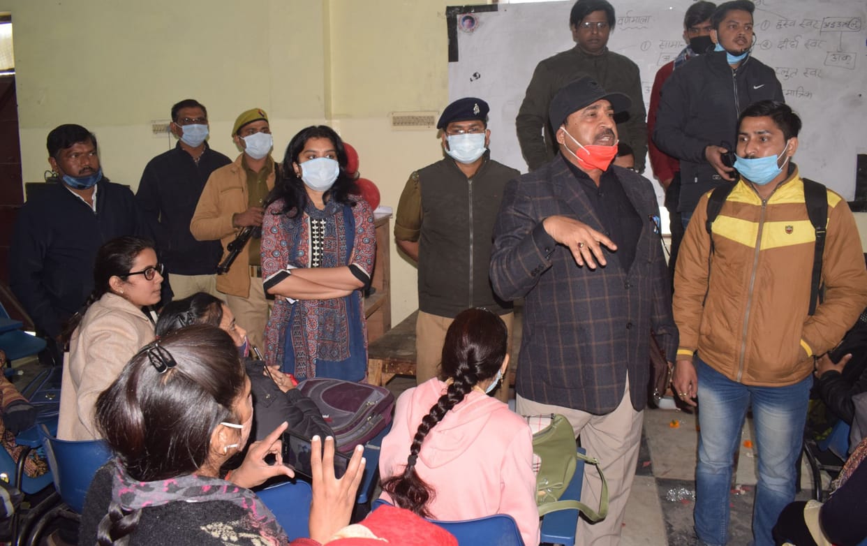 Administration raids on coaching centers running without registration
