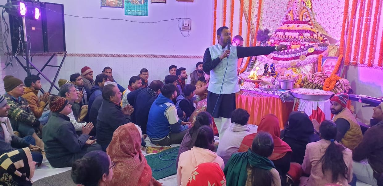 Lost devotees in the hymns of Khatu Shyam