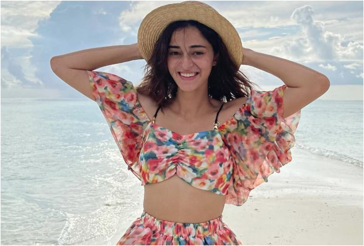 Bollywood Actresses and How Much Their Bikinis cost