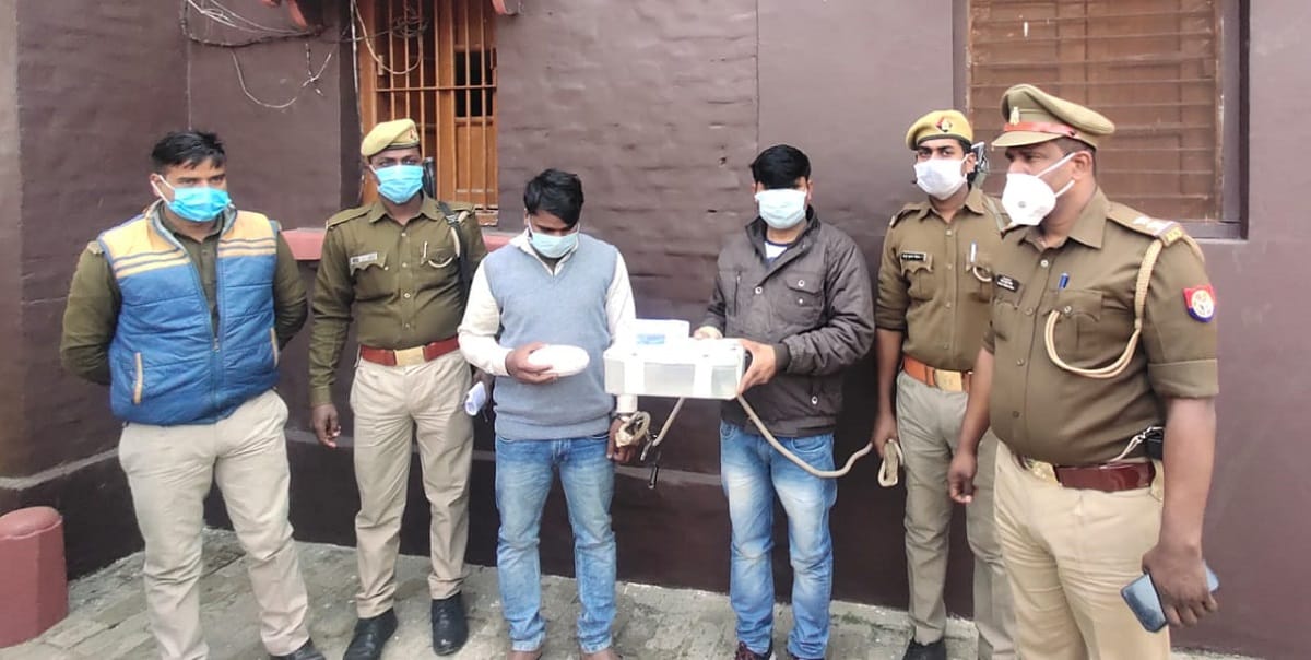 Azamgarh murderb case: police revelations two accused arrested four still absconding