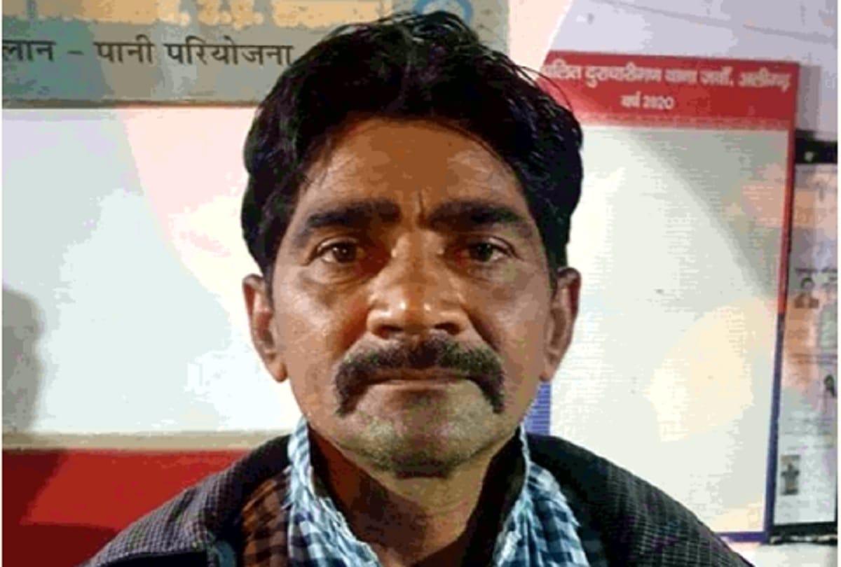 one of the wanted and 25 thousand awardee criminal Bablu Pandit arrested from Aligarh