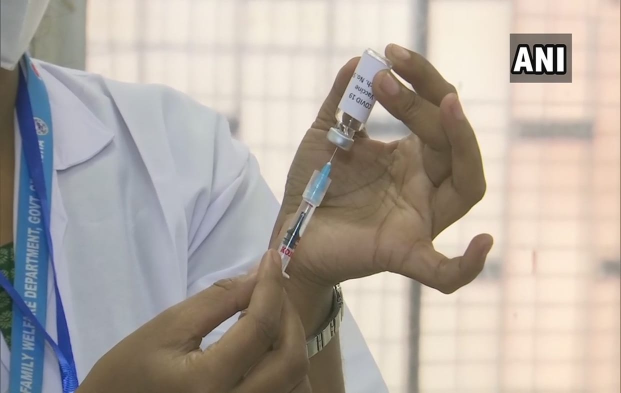 Covid 19 Vaccination: Norms For Precaution Dose of Corona Vaccination Relaxed For Overseas Travellers Check New Rules News in Hindi