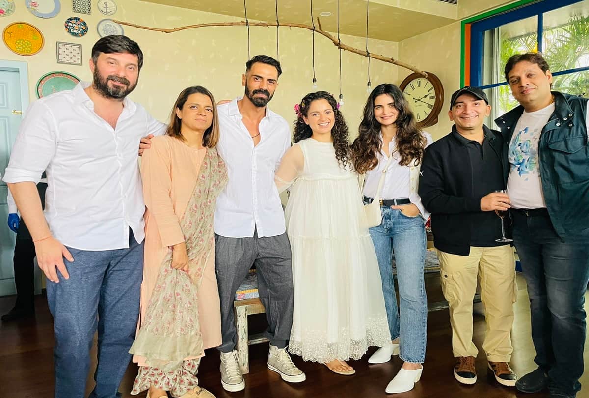 Kangana Ranaut Trolled For Parties With Arjun Rampal and His Girlfriend Gabriella Demetriades On New Year