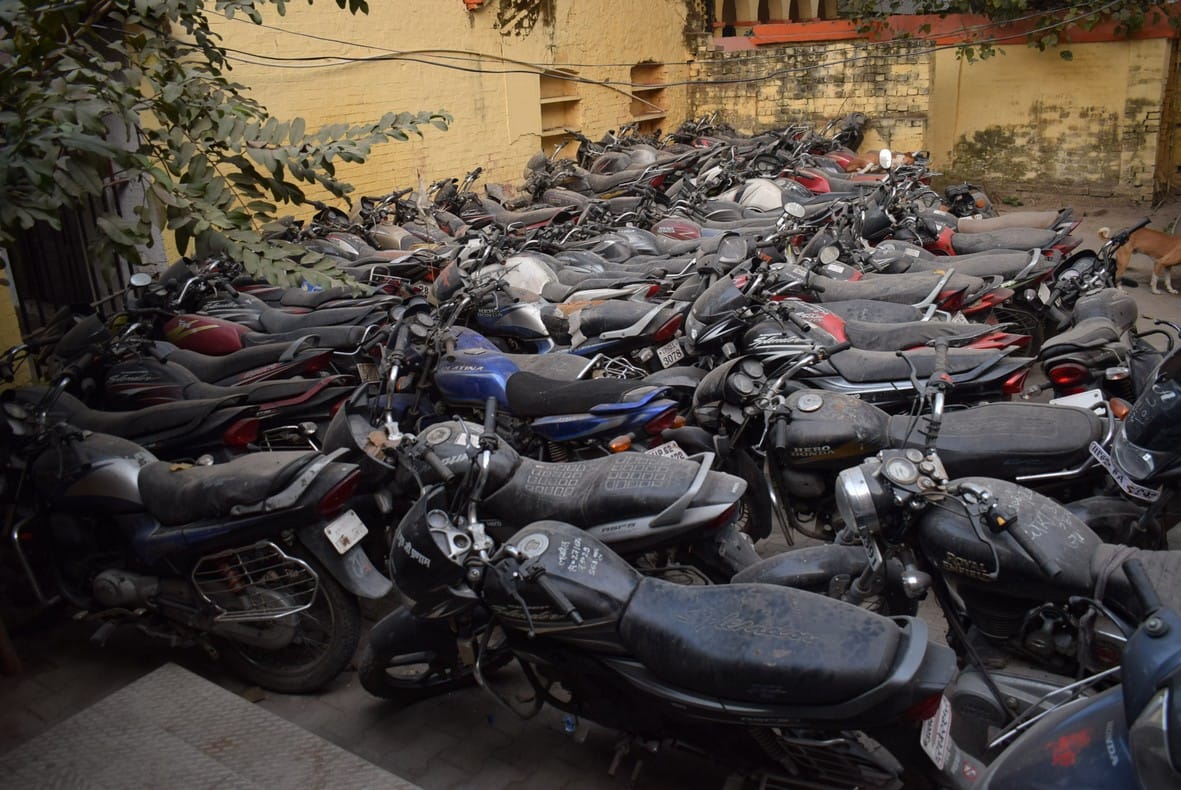 Vehicles are getting junk in police stations, if someone's engine is missing then someone's wheel