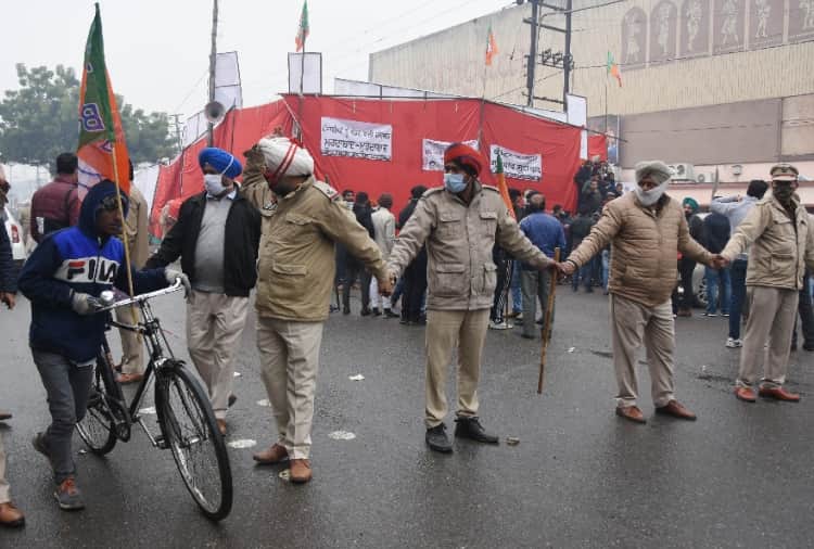 Punjab : protest rally by BJP in Ludhiana