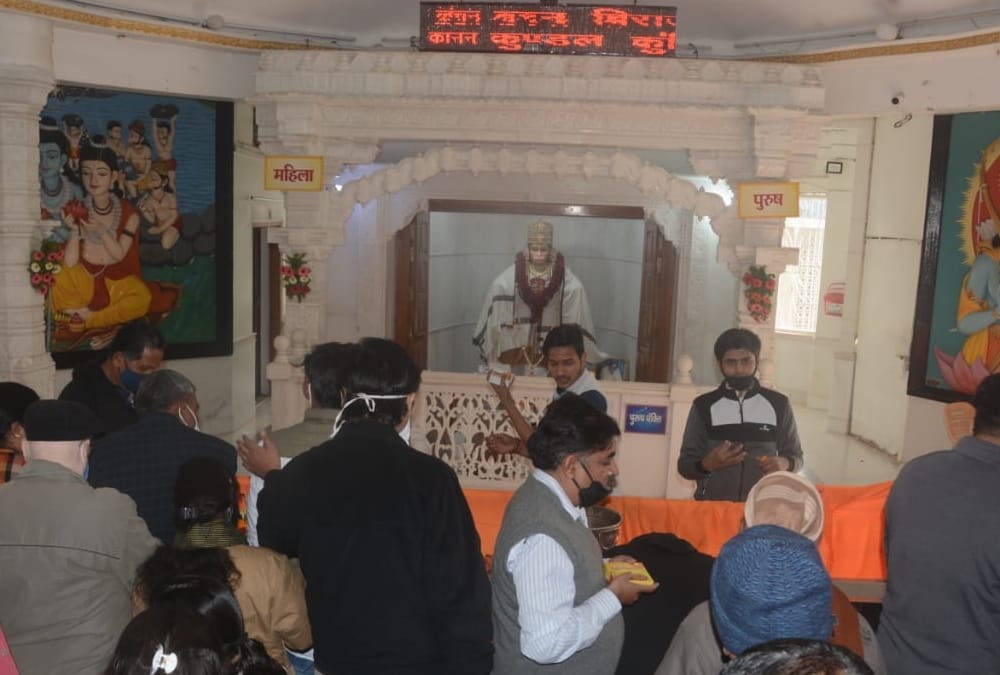 People visit zoo and janeshwar mishra park in Lucknow.