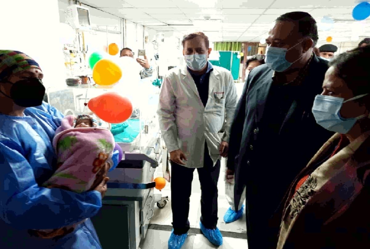 450 gram Miracle Baby gets life in kashmir valley