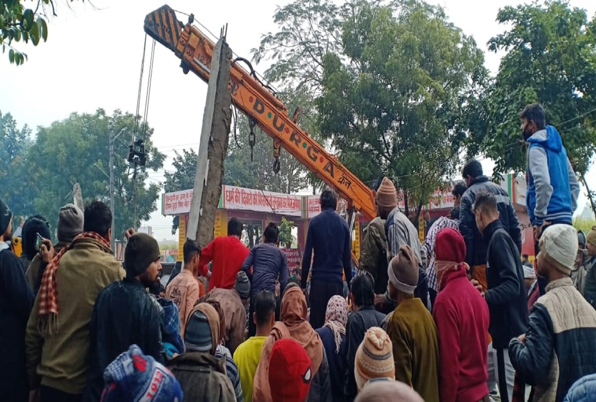 Muradnagar News: ghaziabad shamshan ghat roof collapsed contractor used substandard quality material in construction