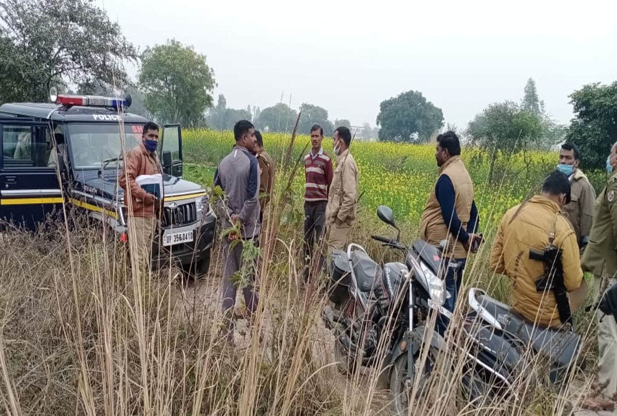 Lover couple jumped in front of train, death