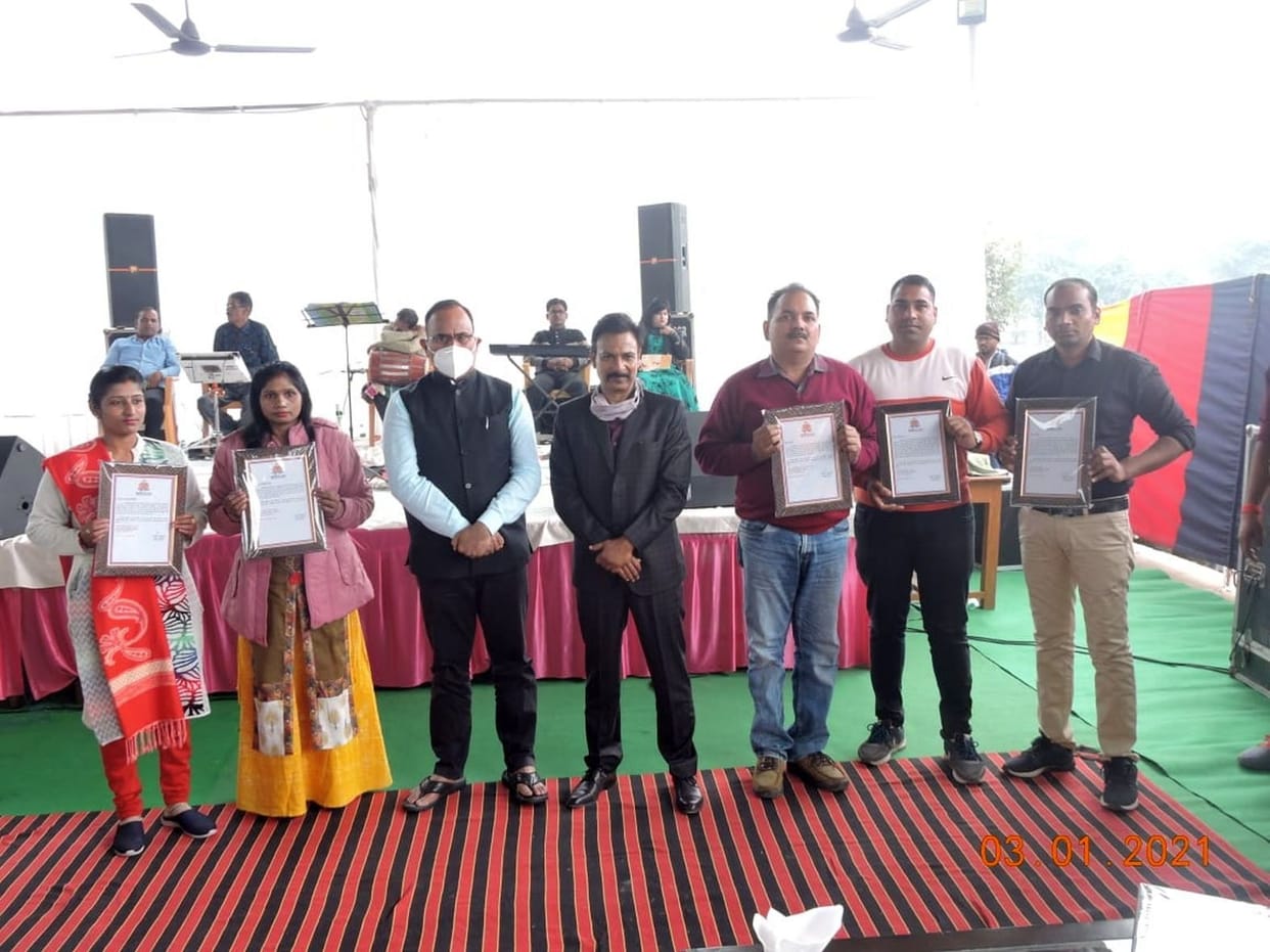 Police personnel received a citation for better work