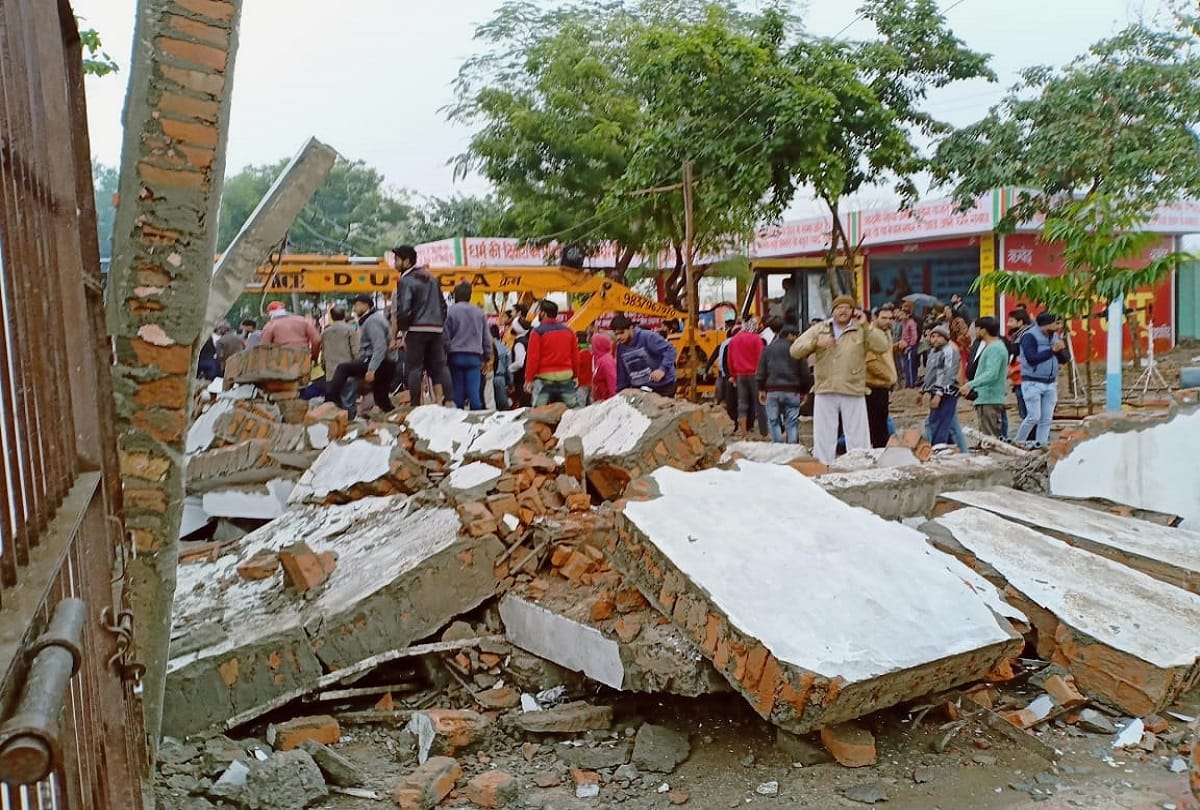 Muradnagar Cremation Ground Accident News: Many People Died And Many Injured After A Linter Collapse At The Crematorium In Muradnagar in Ghaziabad district of uttar pradesh