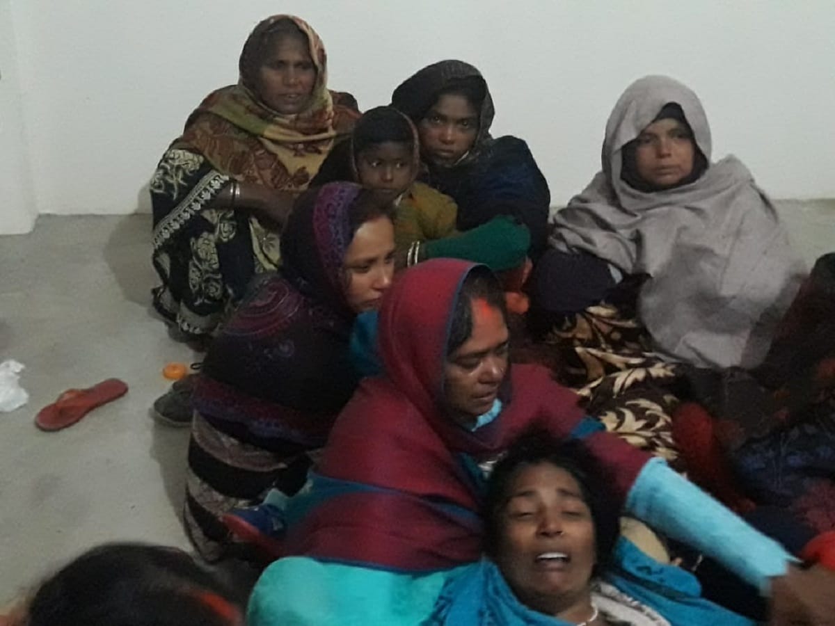Two ITI students strangled a muffler and killed an innocent child a student is his teacher in jaunpur