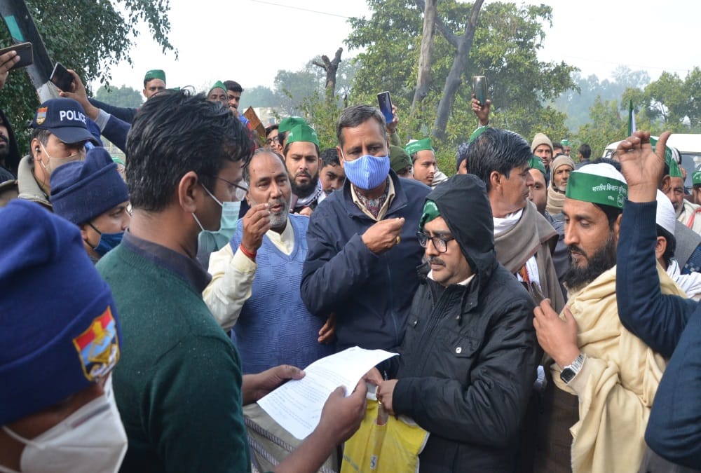 kisan andolan latest news: india farmers union road Farmers Run For Delhi After Broke Police Arrangements