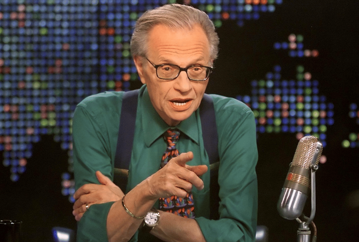 Veteran talk show host Larry King hospitalized with Covid-19