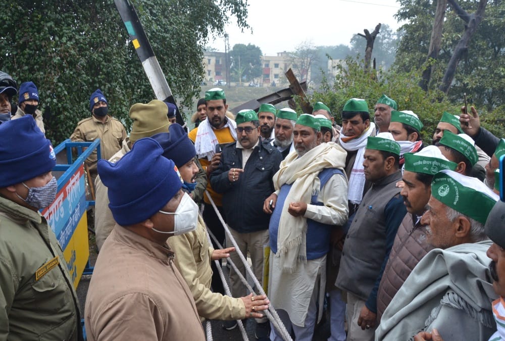 kisan andolan latest news: india farmers union road Farmers Run For Delhi After Broke Police Arrangements