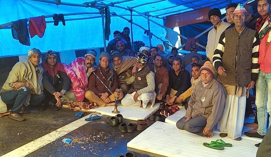 District farmers are in agitation even in rain
