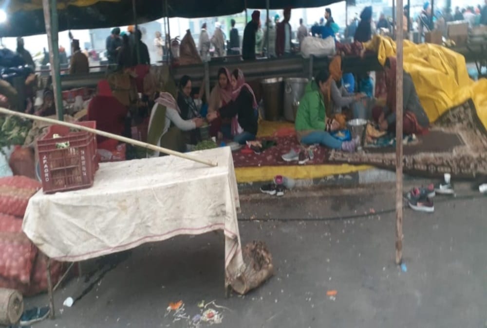 kisan andolan Latest News: Uttarakhand Farmer Protest on Delhi Border in Bitter cold weather photos
