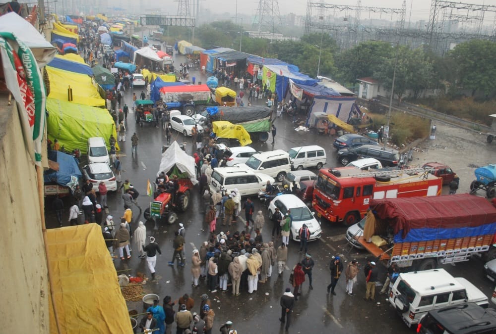Police and farmers face to face on Delhi-Jaipur highway farmers can travel to Delhi anytime