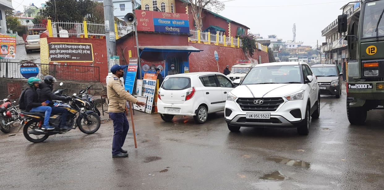 Only a few people came out of their homes to do the needful